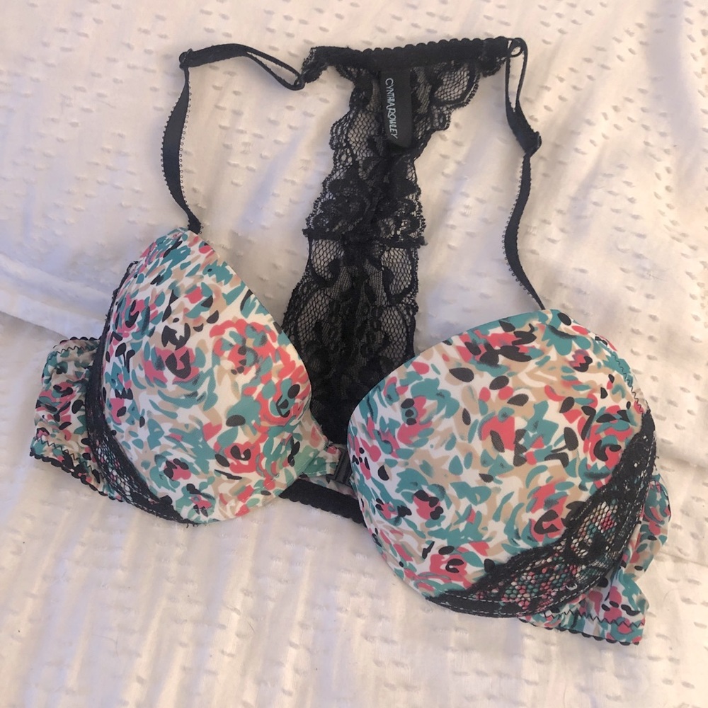 Cynthia Rowley light push up bra with front clasp